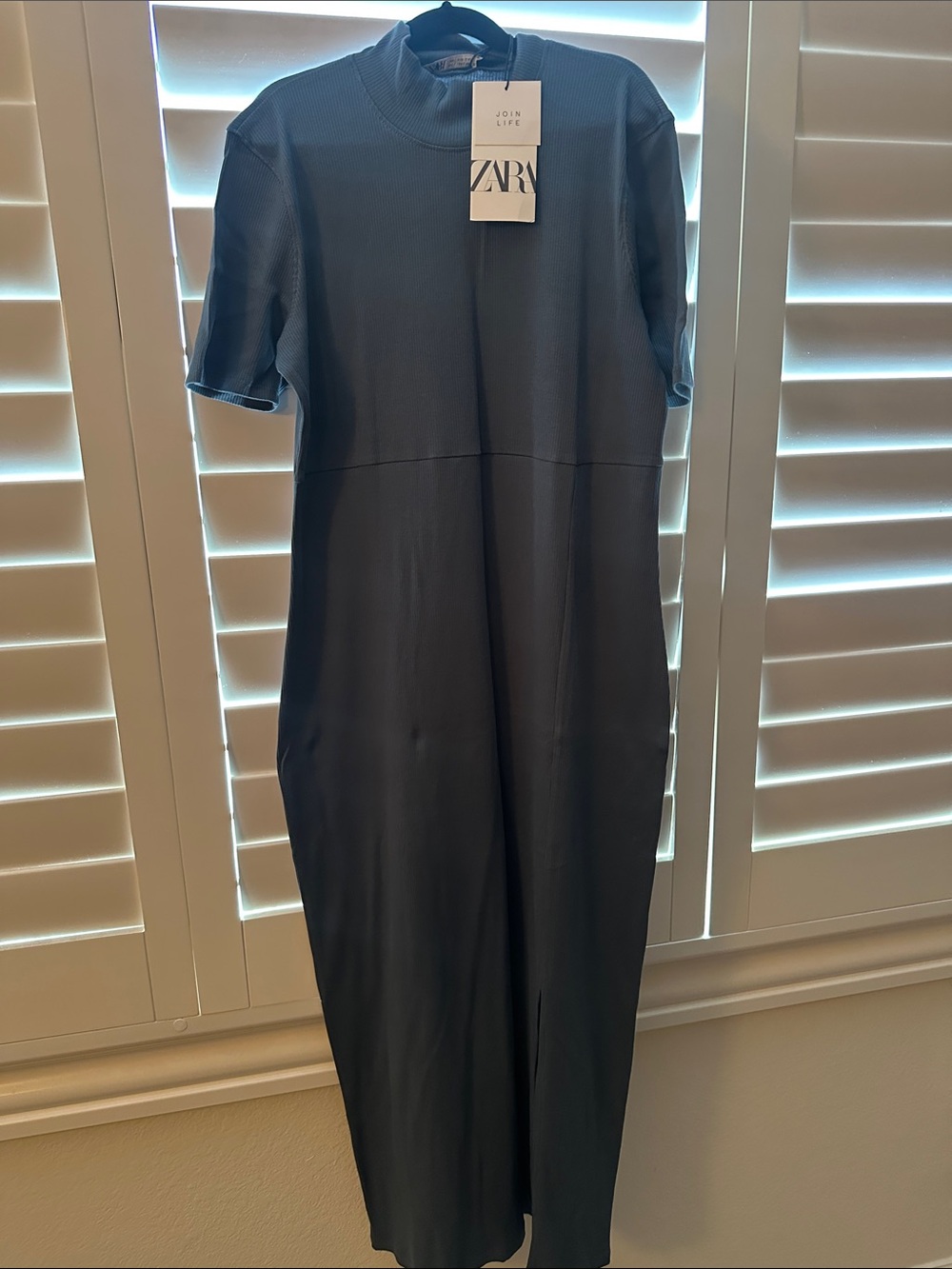 Zara Slate Blue Ribbed Short Sleeve Midi Dress